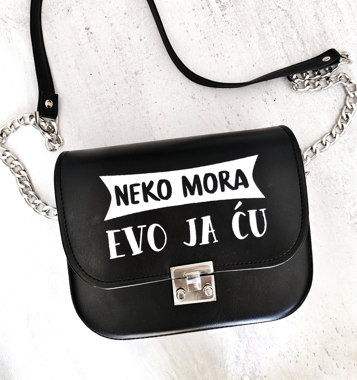 Neko mora, evo ja ću