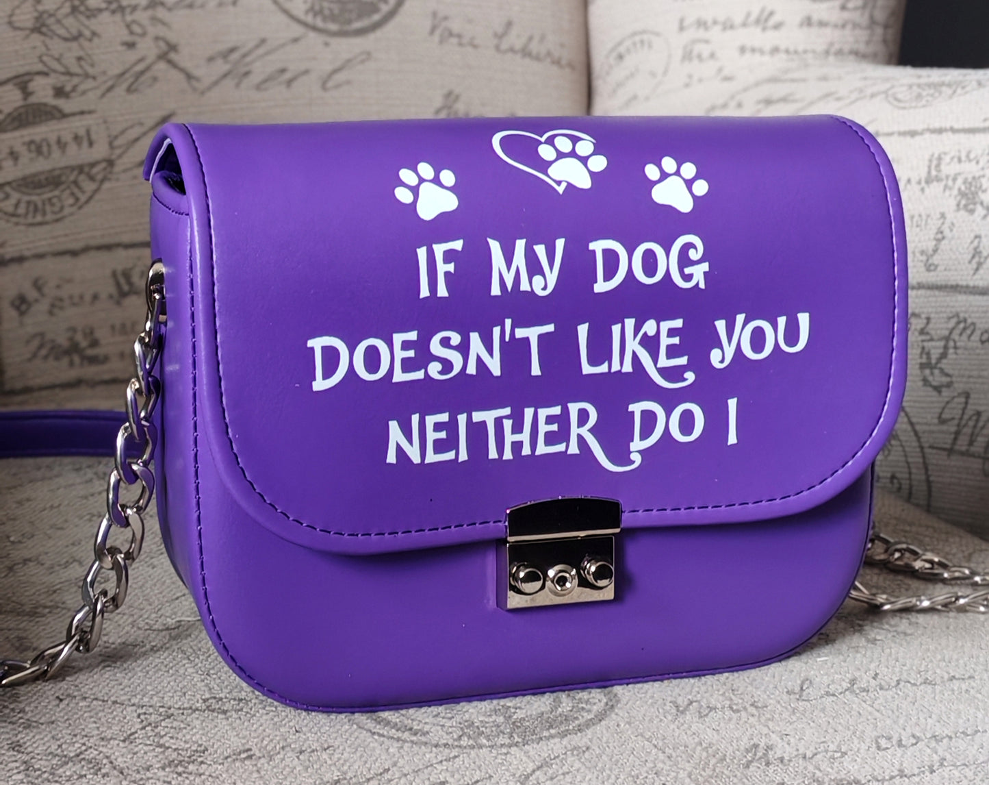 If my dog doesn't like you, neither do I
